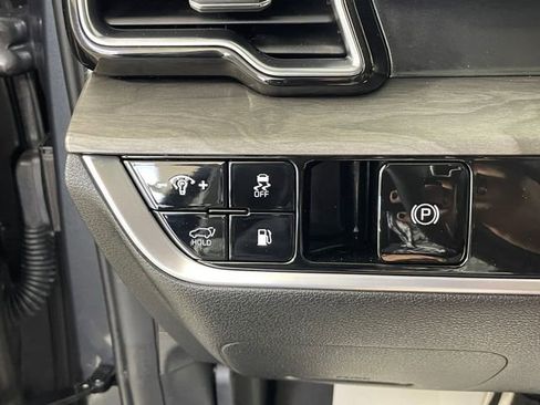 Certified 2023 Kia Sportage X-Line AWD/4WD image 14