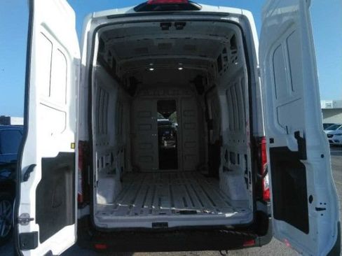 Used 2023 Ford Transit 250 148 High Roof RWD image 2