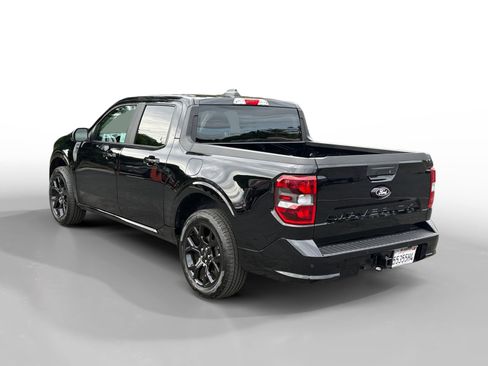 Certified 2025 Ford Maverick Lobo AWD/4WD image 3