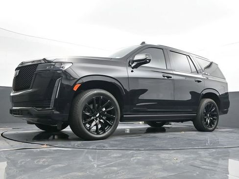 Used 2024 Cadillac Escalade Sport Platinum w/ LPO, ONYX Package image 51