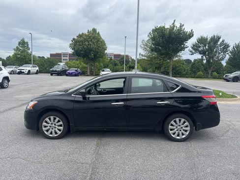 Used 2015 Nissan Sentra S FWD image 7