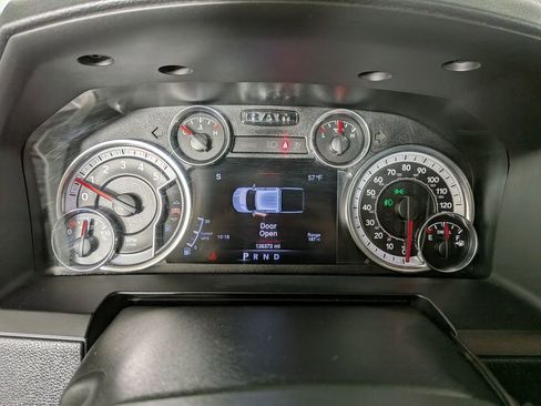 Used 2016 RAM 3500 Laramie w/ Cold Weather Group image 24