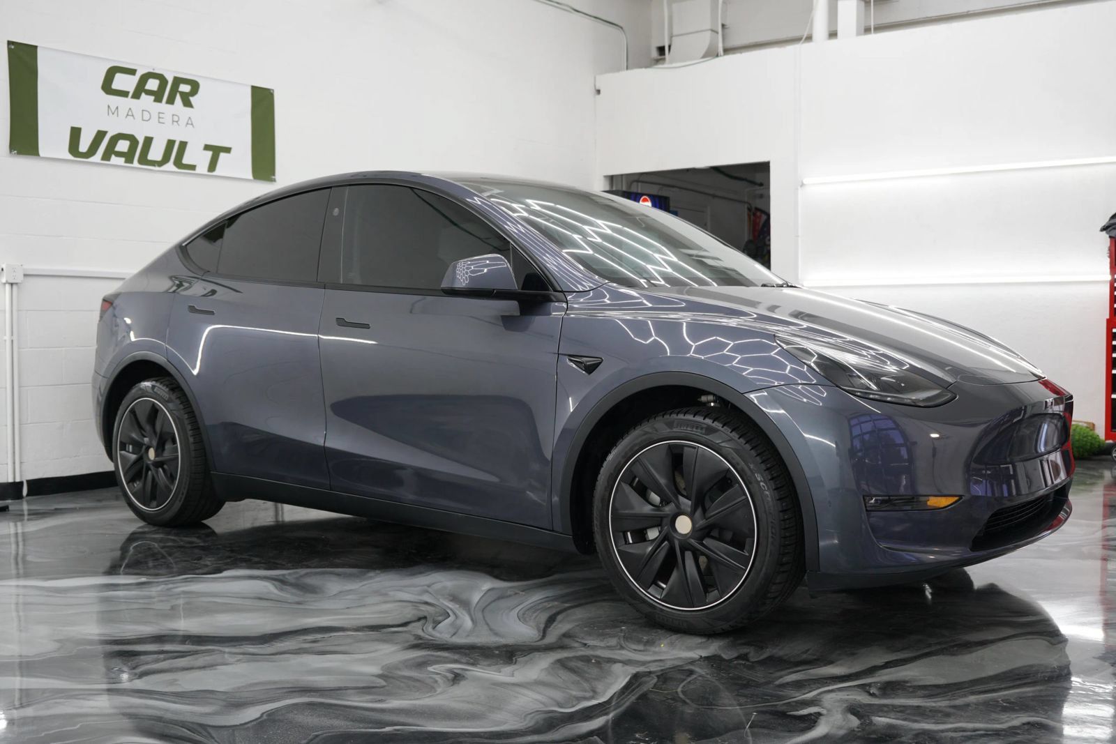Used 2023 Tesla Model Y Long Range AWD/4WD image 5