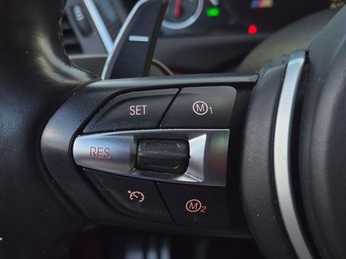 Used 2018 BMW M4 Coupe RWD image 12