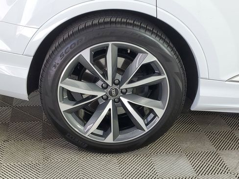 Certified 2022 Audi SQ7 Prestige w/ Prestige Package image 13