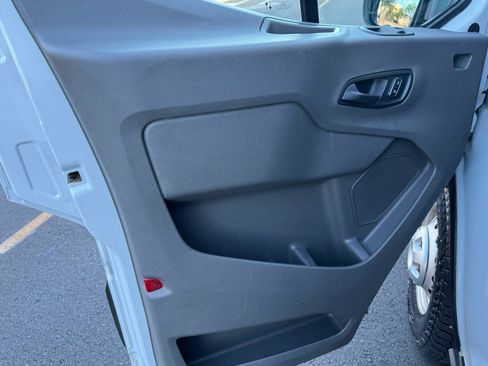 Used 2023 Ford Transit 250 Medium Roof AWD image 15