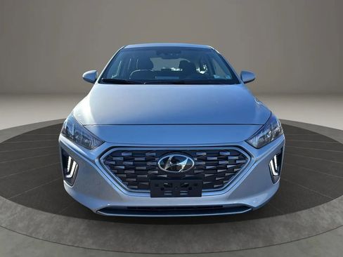 Used 2020 Hyundai Ioniq SEL image 2