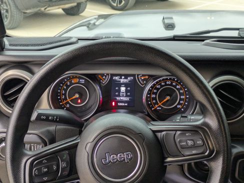 Certified 2021 Jeep Wrangler Sport image 20