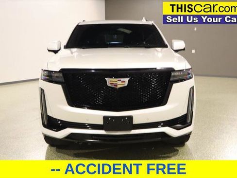 Used 2021 Cadillac Escalade Sport RWD image 2