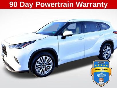 Used 2023 Toyota Highlander Platinum