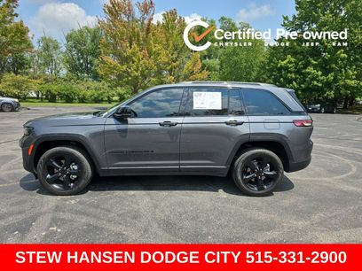 Used 2024 Jeep Grand Cherokee Limited w/ Black Appearance Package