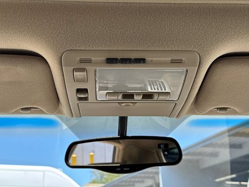 Used 2004 Lexus RX 330 FWD image 24