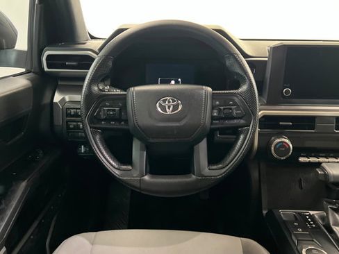 Used 2025 Toyota Tacoma SR5 image 12