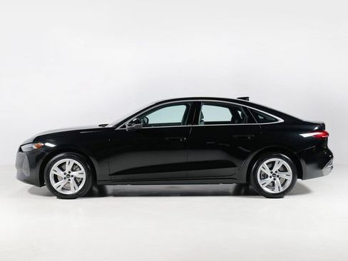 Used 2025 Audi A5 2.0T Premium Plus w/ Premium Plus AWD/4WD image 2