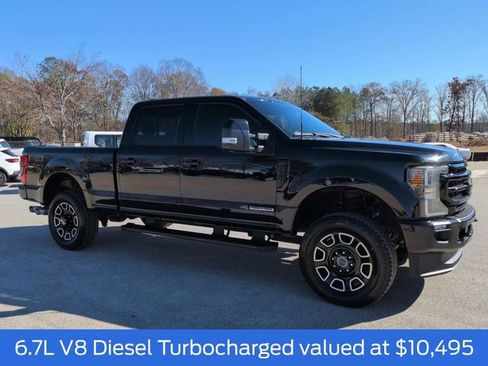 Certified 2022 Ford F250 Lariat w/ Black Appearance Package image 3