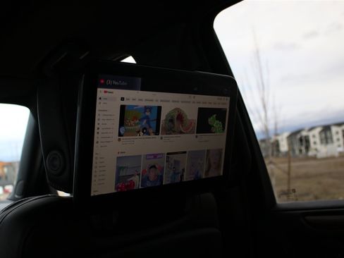 Used 2024 GMC Yukon XL Denali Ultimate image 38