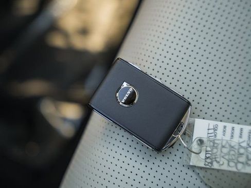 New 2026 Volvo XC90 B6 Ultra w/ Protection Package Premier image 45