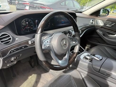 Used 2019 Mercedes-Benz S 560 4MATIC Sedan image 22