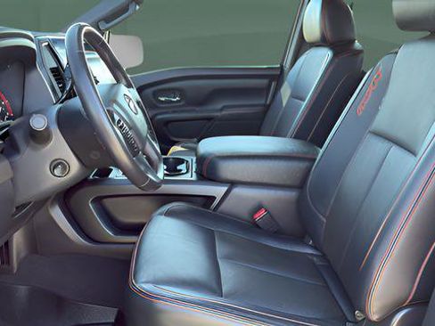 Used 2021 Nissan Titan PRO-4X w/ Pro-4x Convenience Package image 31