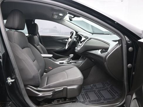 Used 2022 Chevrolet Malibu LT FWD image 29