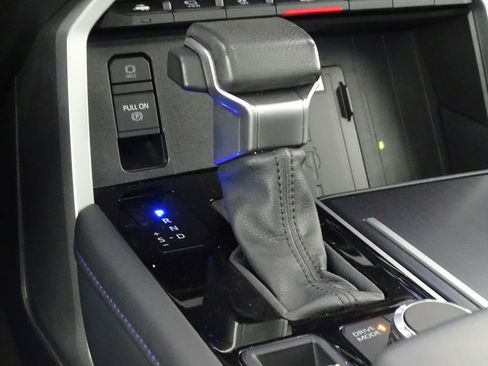 Used 2023 Toyota Tundra Platinum image 40