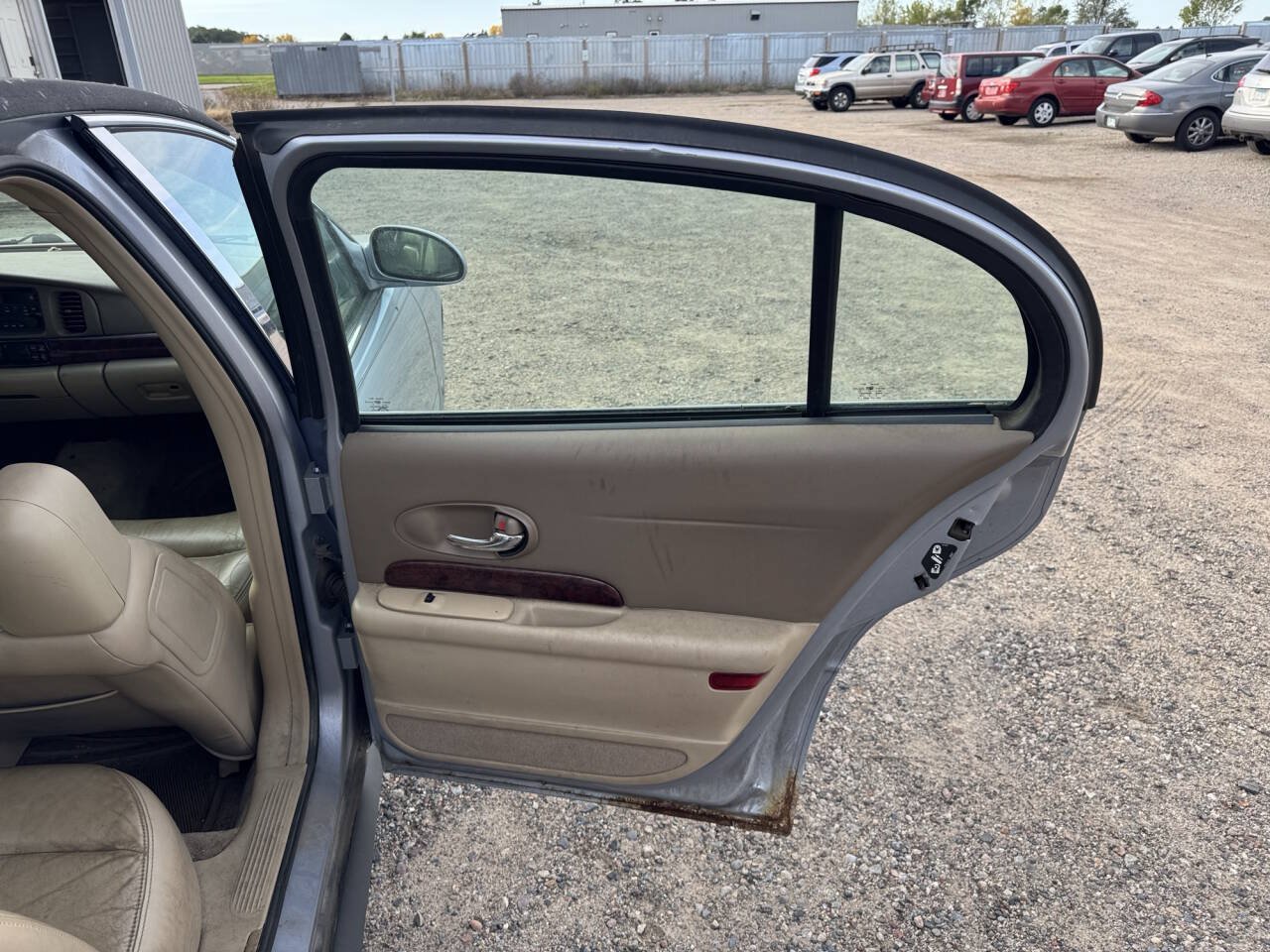 Used 2005 Buick Le Sabre Limited FWD image 26