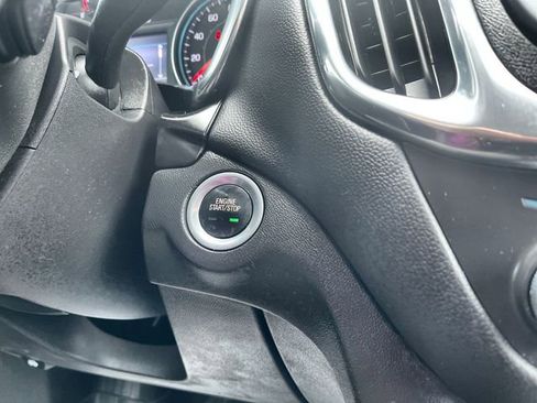 Certified 2023 Chevrolet Equinox LT image 17