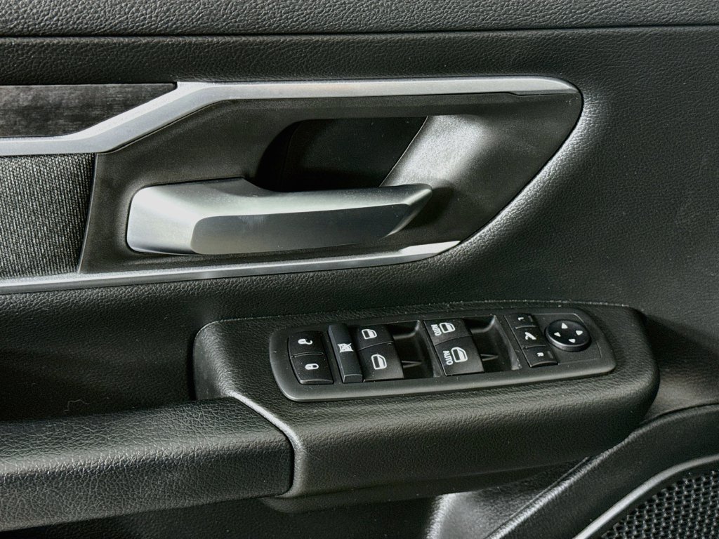 Used 2020 RAM 1500 Big Horn AWD/4WD image 22