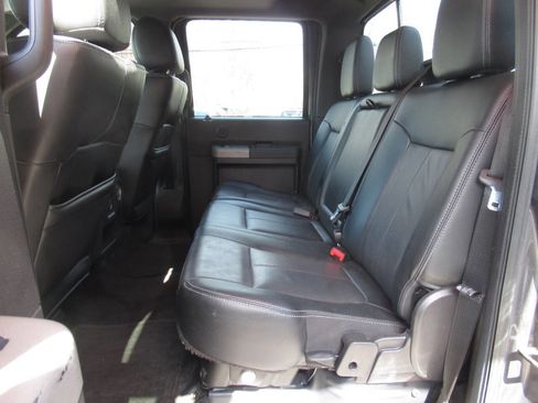 Used 2015 Ford F250 Lariat w/ Lariat Ultimate Package image 15
