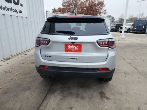 New 2026 Jeep Compass Limited image 20