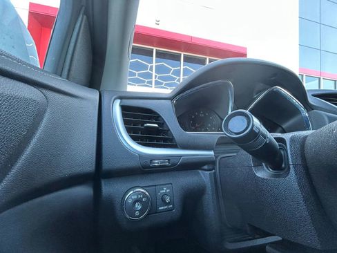 Used 2017 Chevrolet Traverse LT w/ Style and Technology Package image 13