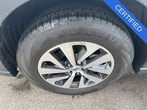 Certified 2025 Subaru Outback Premium AWD/4WD image 33