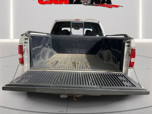 Used 2008 Lincoln Mark LT 4x4 image 8