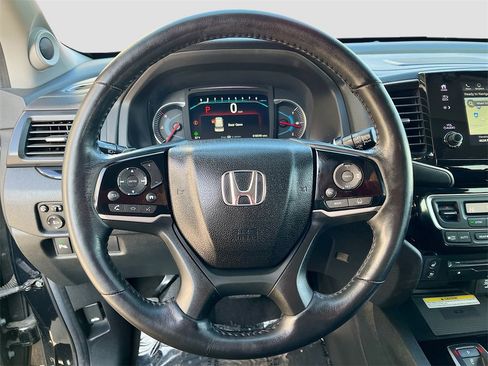 Used 2022 Honda Pilot Elite image 11