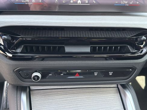 New 2026 BMW 430i Coupe w/ M Sport Package image 6