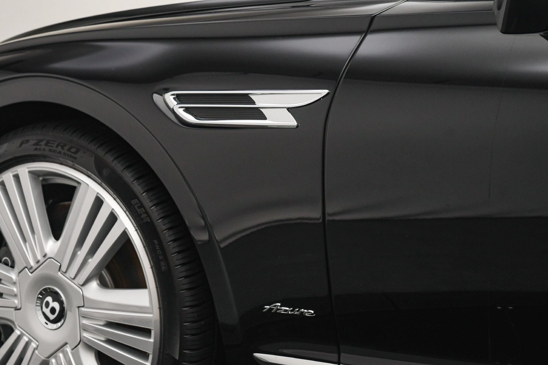 New 2026 Bentley Flying Spur V8 AWD/4WD image 31