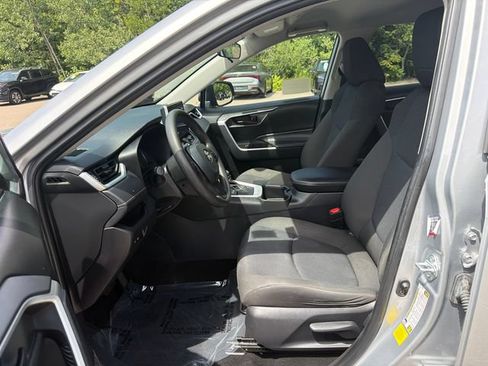 Certified 2025 Toyota RAV4 LE AWD/4WD image 24