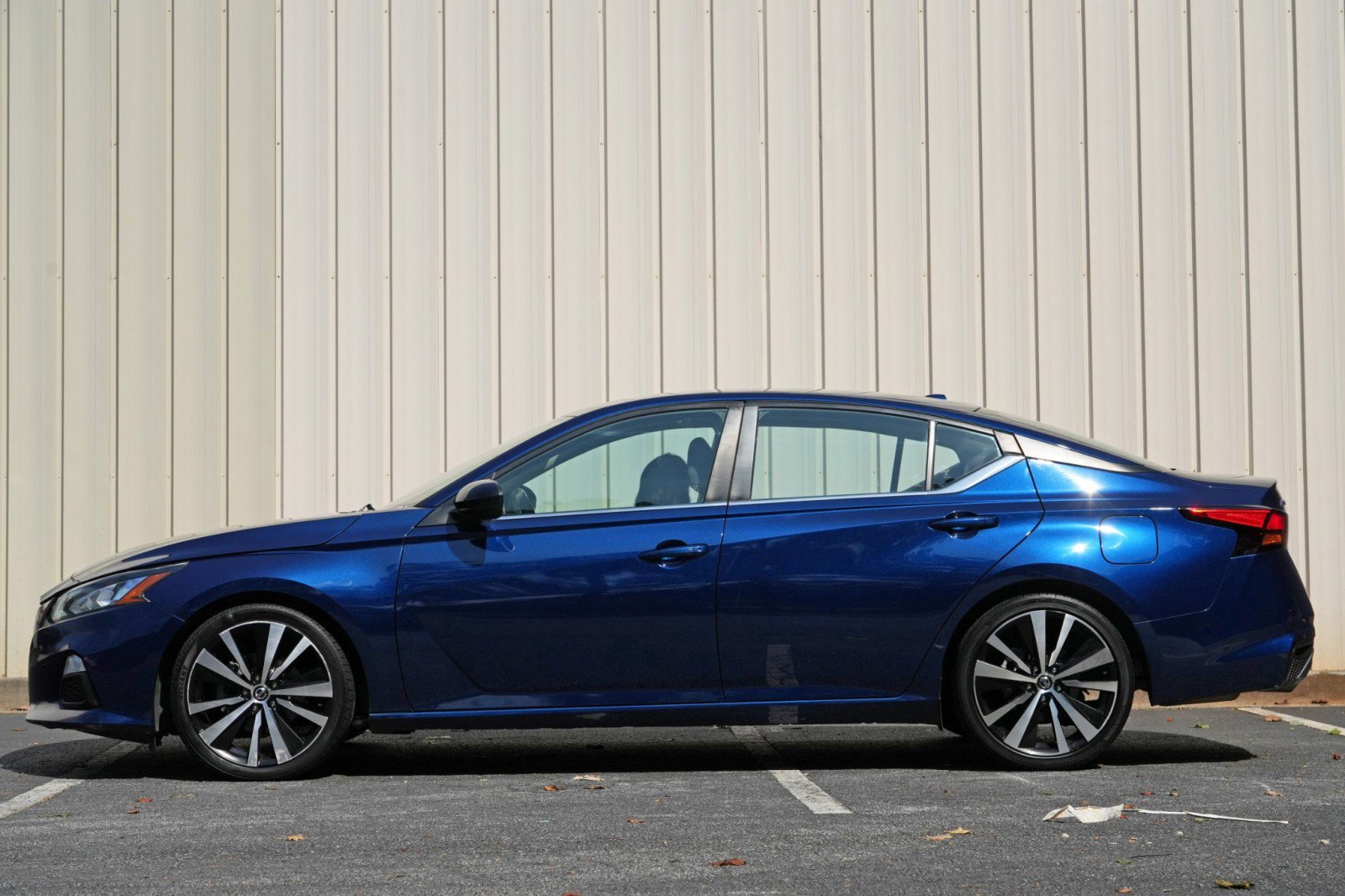 Used 2020 Nissan Altima 2.5 SR FWD image 8