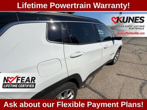 Used 2025 Jeep Compass Limited AWD/4WD image 38
