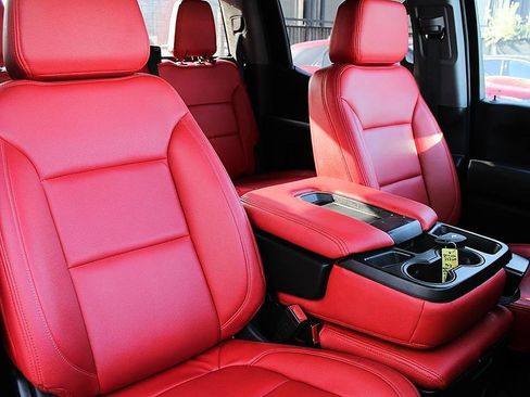 Used 2022 Chevrolet Silverado 1500 Custom image 22