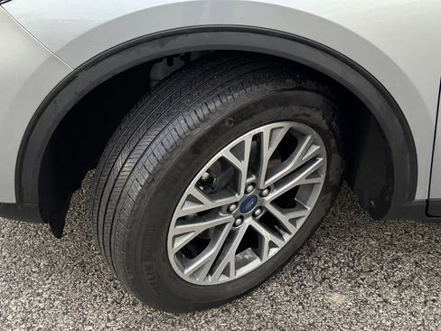 Used 2022 Ford Escape SEL image 43