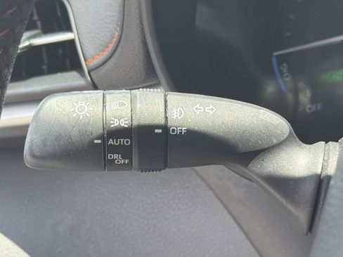 Certified 2023 Toyota Sienna XSE FWD image 18