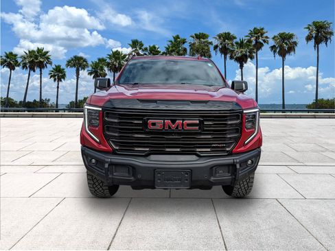 Used 2024 GMC Sierra 1500 AT4X image 3