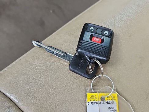 Used 2006 Ford F250 4x4 Crew Cab Super Duty image 36