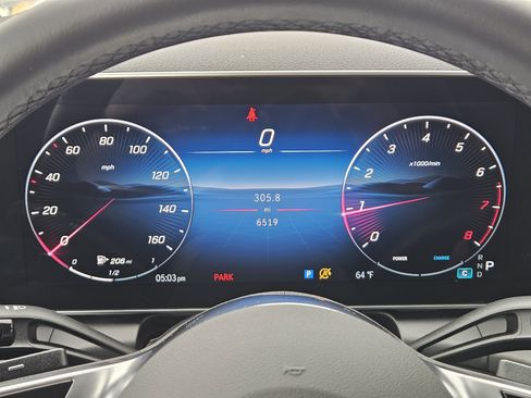 Certified 2025 Mercedes-Benz GLC 300 4MATIC image 17