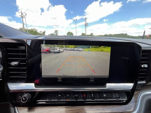 Used 2023 Chevrolet Silverado 1500 LT image 7