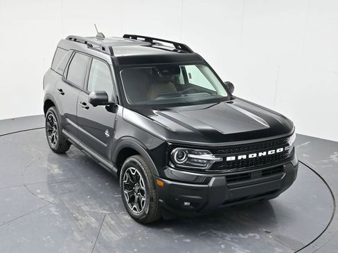 New 2025 Ford Bronco Sport Outer Banks w/ Outer Banks Tech Package+ image 38