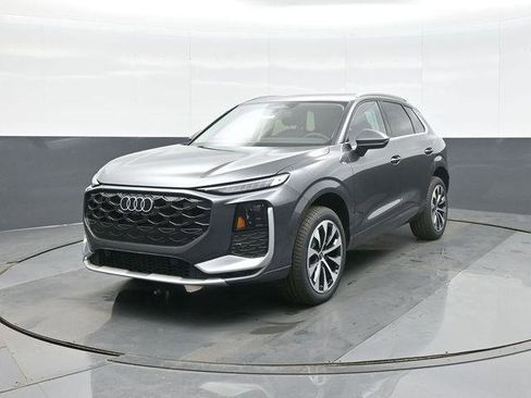 New 2026 Audi Q3 quattro 2.0T image 3