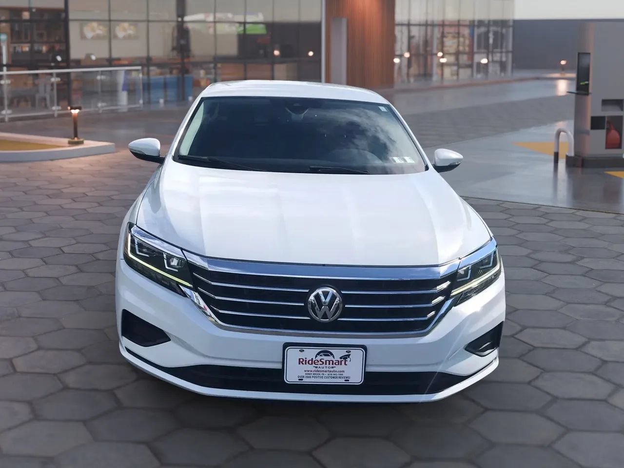 Used 2020 Volkswagen Passat 2.0T SE FWD image 7