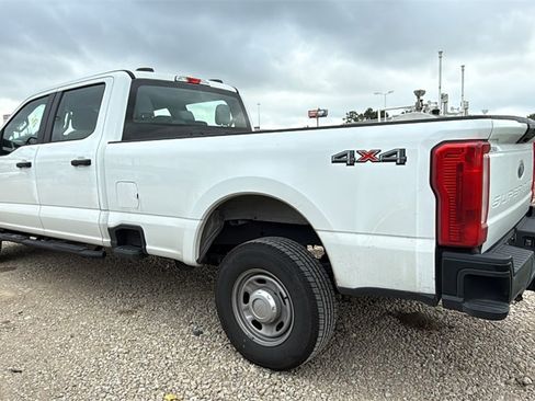 Used 2024 Ford F250 XL image 4